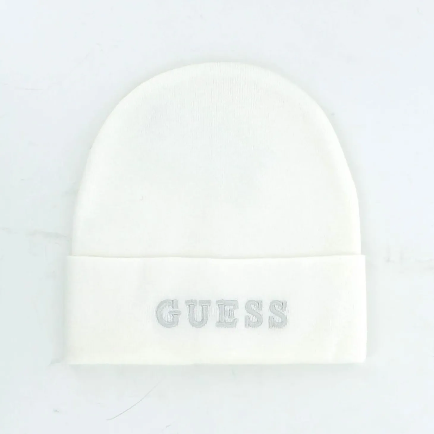 CappelloGuess donna 9251WOL01A23OFF